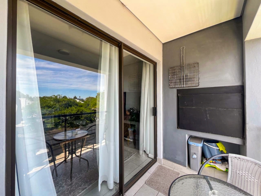 2 Bedroom Property for Sale in Loucharmante Western Cape